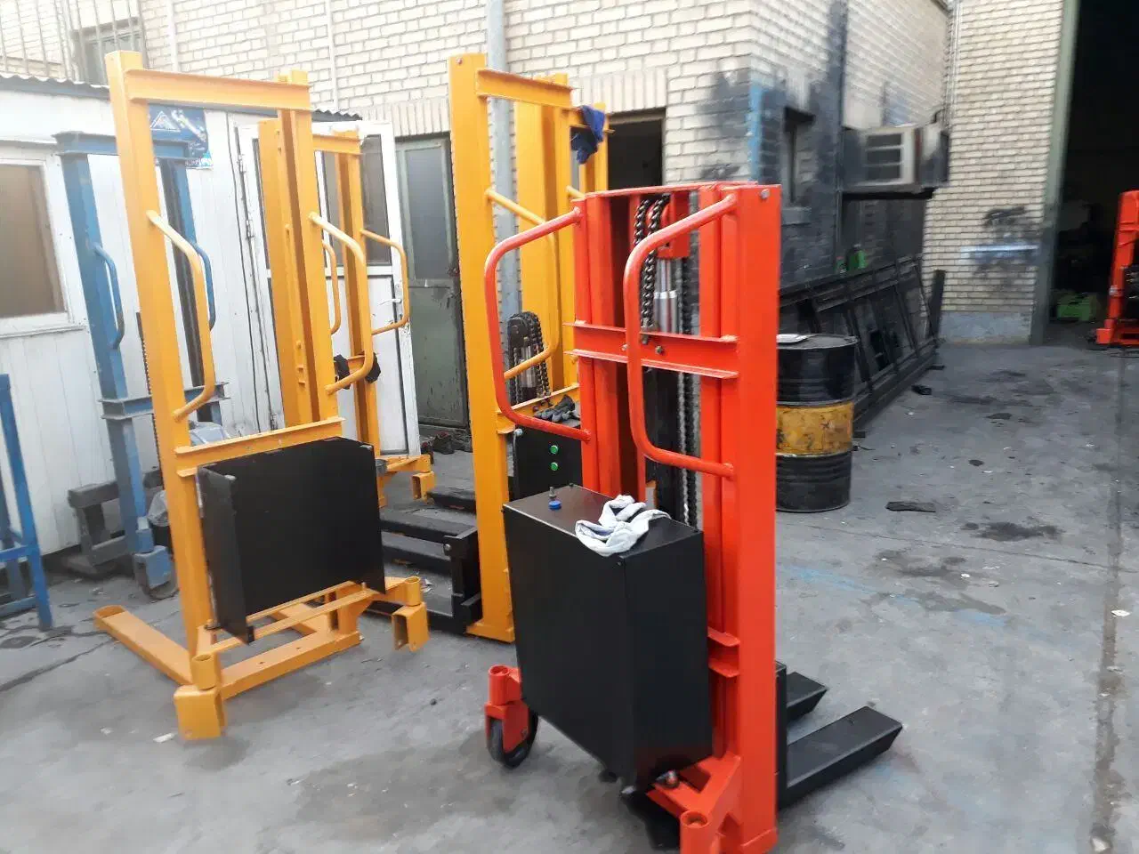 جکپالت استاکر برقی بشکه بلندکن نفربر جرثقیل بالابر|ماشین‌آلات صنعتی|تهران, آذری|دیوار