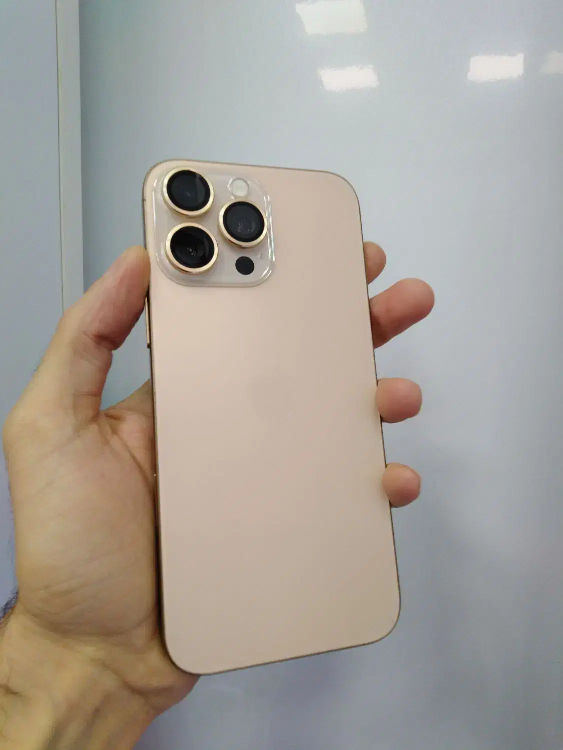 تعویض ایفون 16 promax طرح اصلی|موبایل|رشت, چله خانه|دیوار