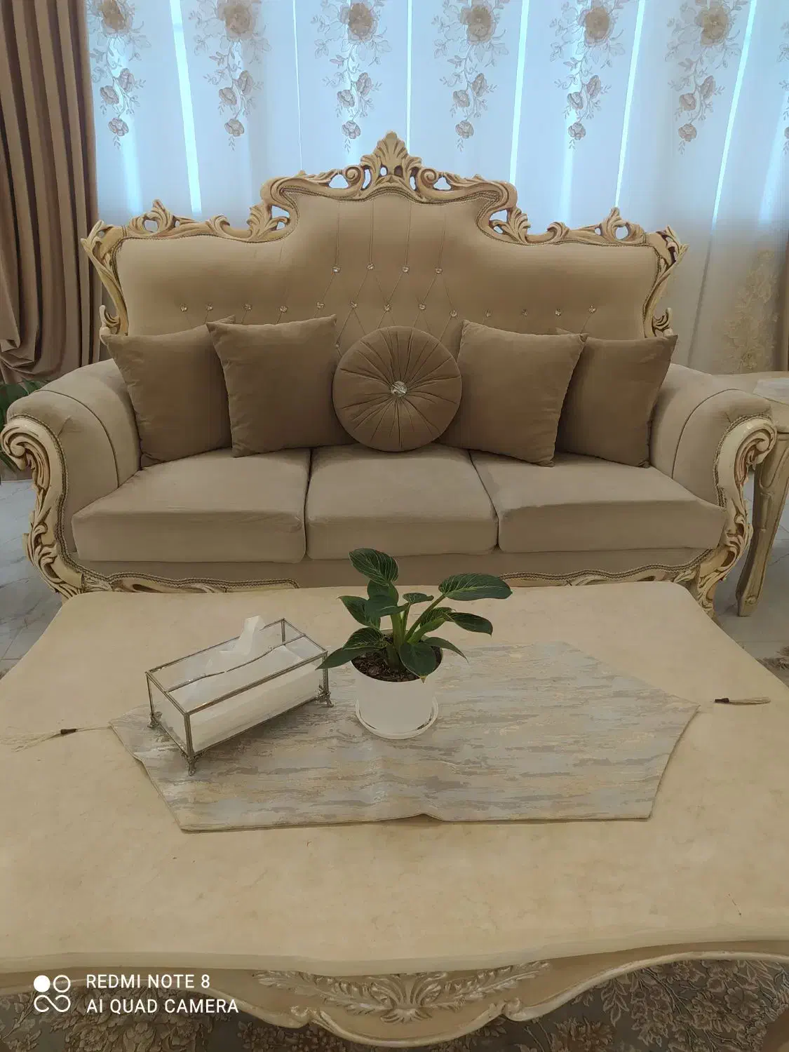 مبل کلاسیک|مبلمان خانگی و میز عسلی|رشت, گلسار|دیوار