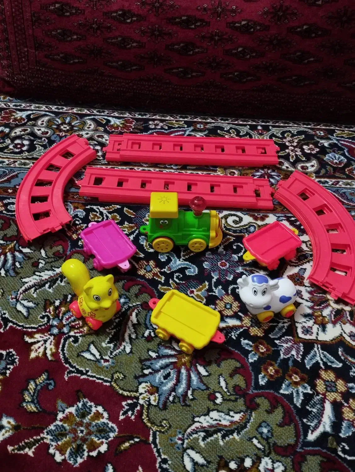 تعدادی اسباب بازی بسیار زیبا و تمیز|اسباب‌‌بازی|قزوین, |دیوار