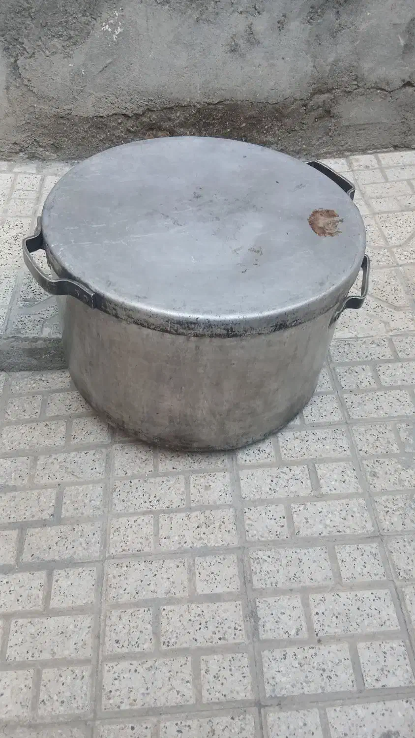 دیگ ۸منی|ظروف پخت‌وپز|مشهد, شهرک مهر آباد|دیوار