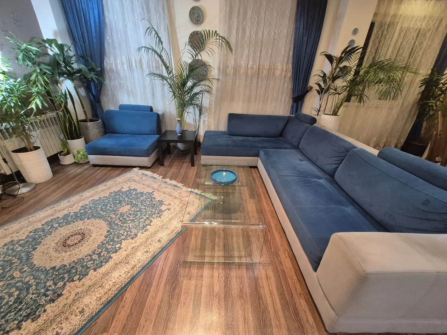 مبلمان ال 7نفره|مبلمان خانگی و میز عسلی|رشت, گلسار|دیوار