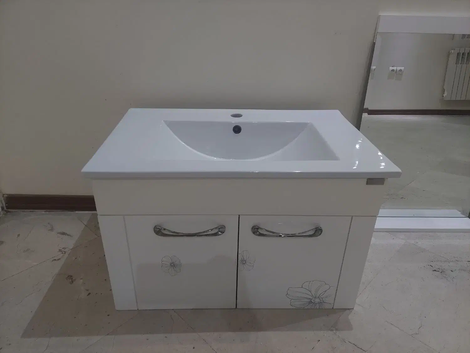 ست روشویی pvc به همراه آیینه و باکس / ۷۰ در ۴۶|لوازم سرویس بهداشتی|تهران, اوقاف|دیوار