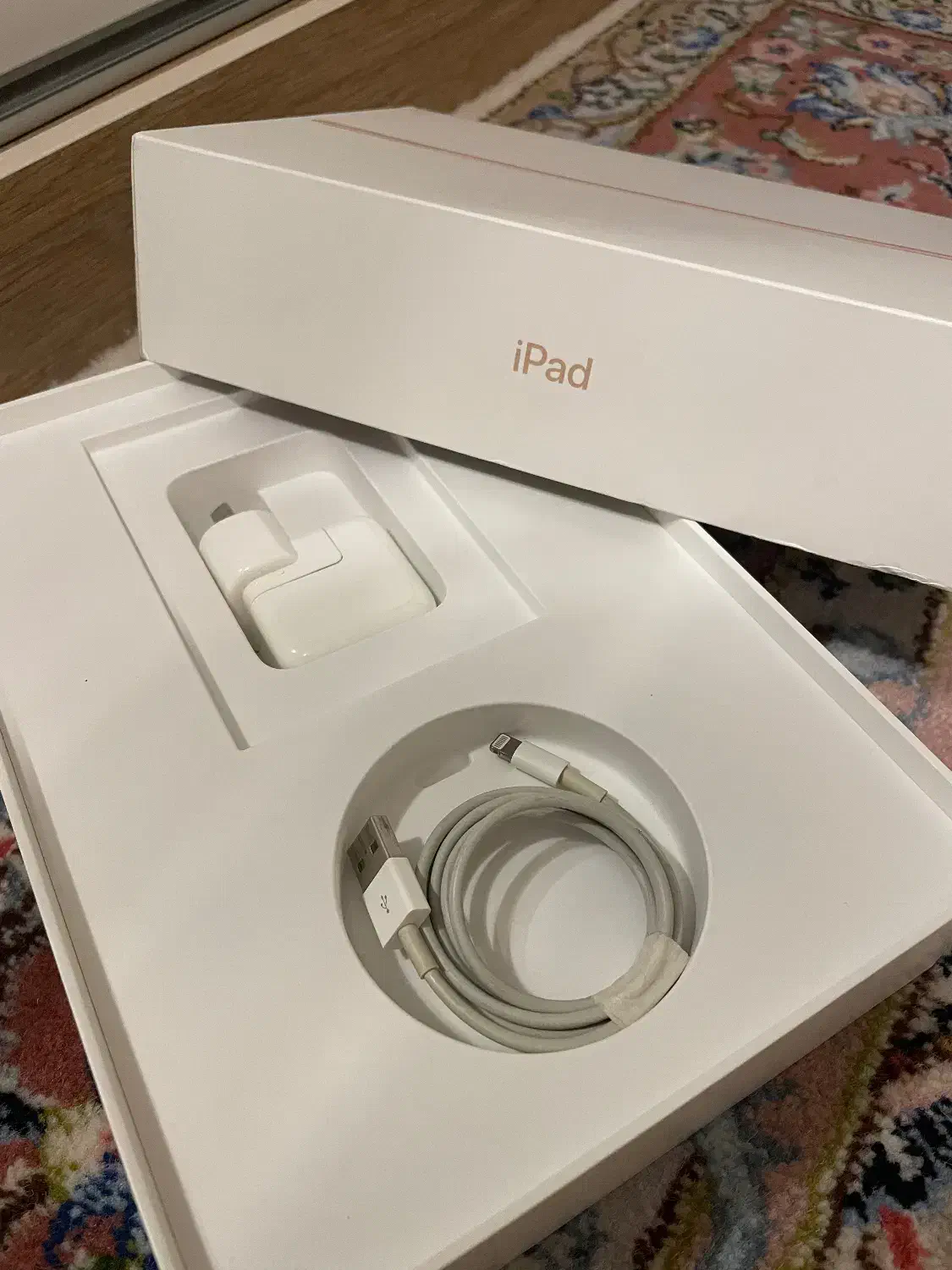 آیپد نسل ۶ اپل سیم کارت خور رنگ رز گلد|تبلت|تهران, اباذر|دیوار