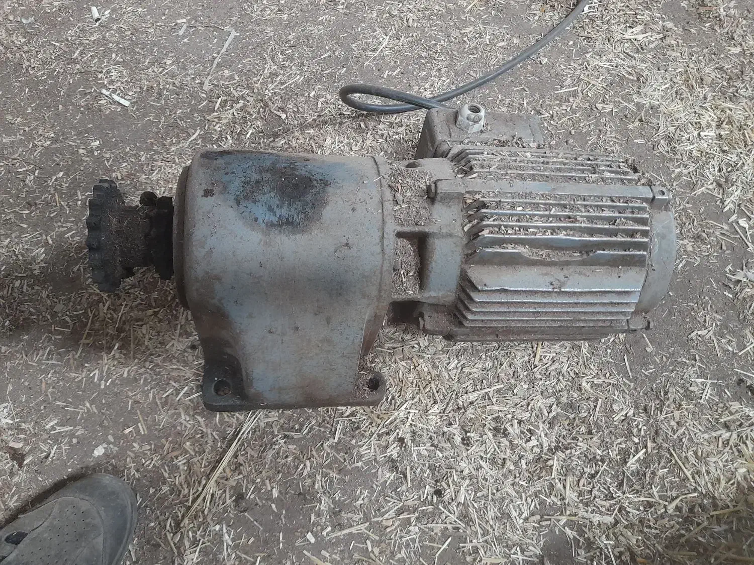 دینام گیربکس آلمانی|ماشین‌آلات صنعتی|سراب, |دیوار