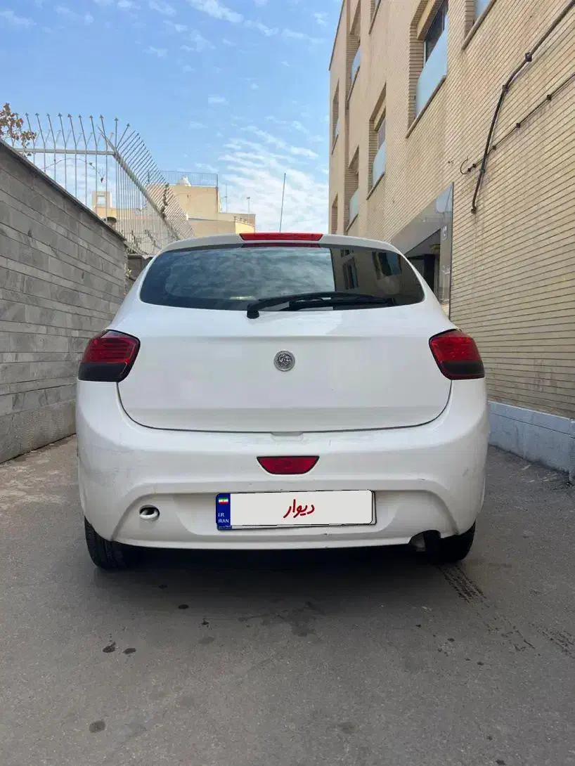 تیبا2|خودرو سواری و وانت|اصفهان, باغ دریاچه|دیوار