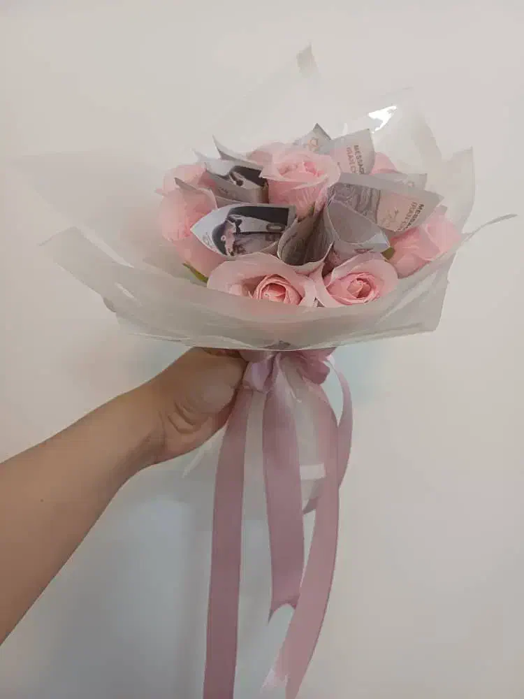 دسته گل های سورپرایزی|گل مصنوعی|شیراز, شهدای شهرک سعدی|دیوار