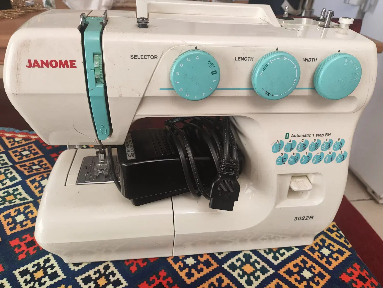 چرخ خیاطی ژانومه|چرخ خیاطی و ریسندگی|لاهیجان, شهید آوینی|دیوار