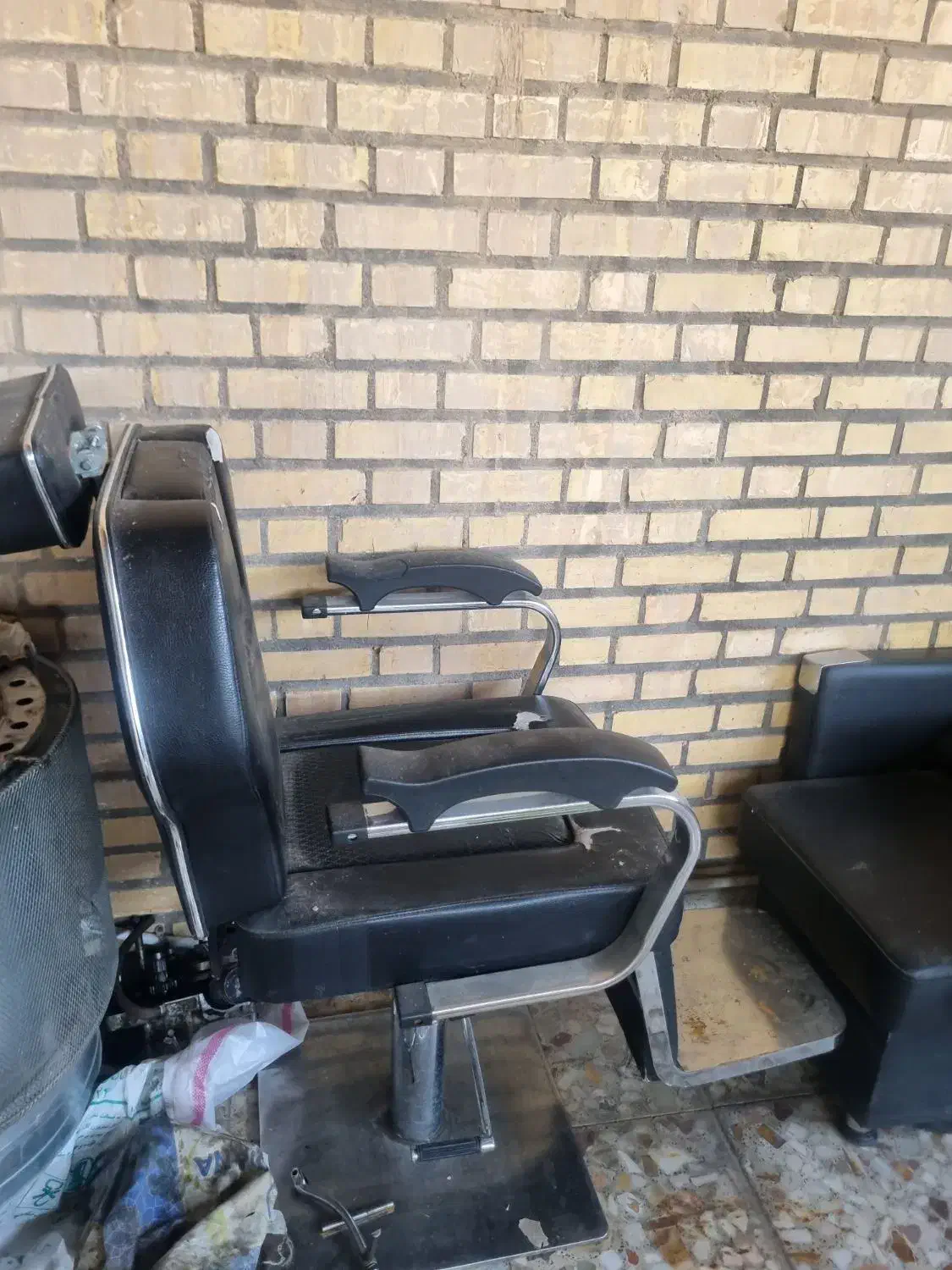 شوش|آرایشگاه و سالن‌های زیبایی|شوش, |دیوار