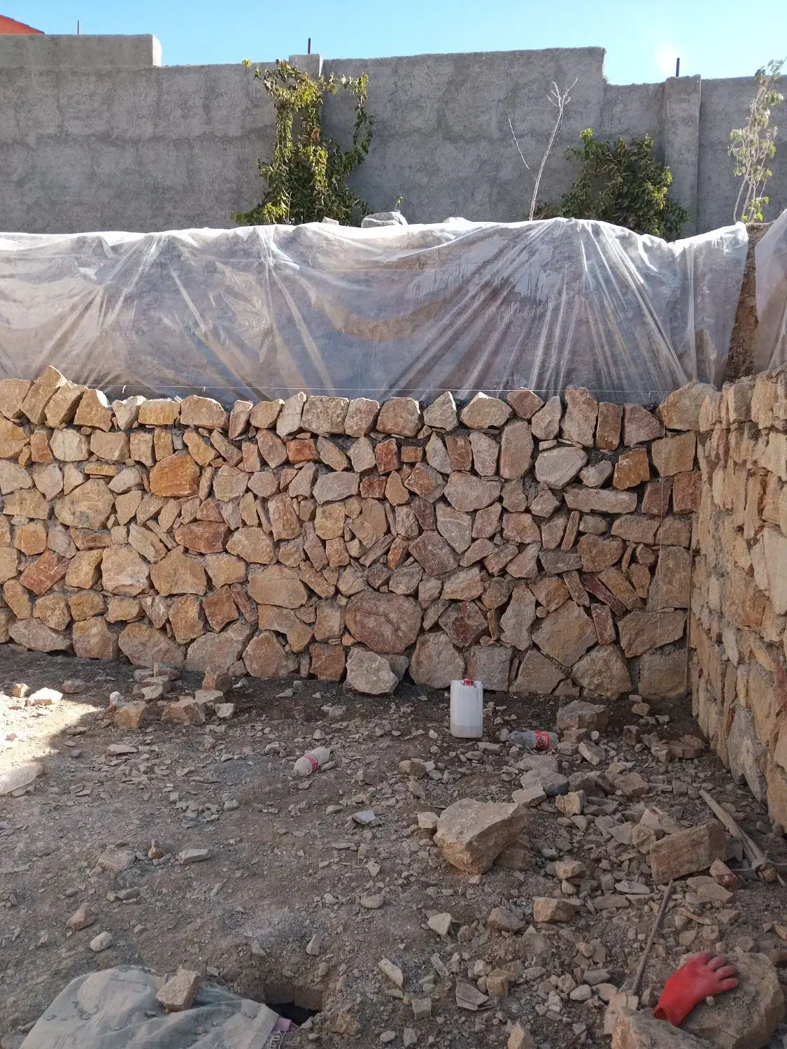 استا بنا سفتکار وسنگ کار|خدمات پیشه و مهارت|نیشابور, عدالت|دیوار