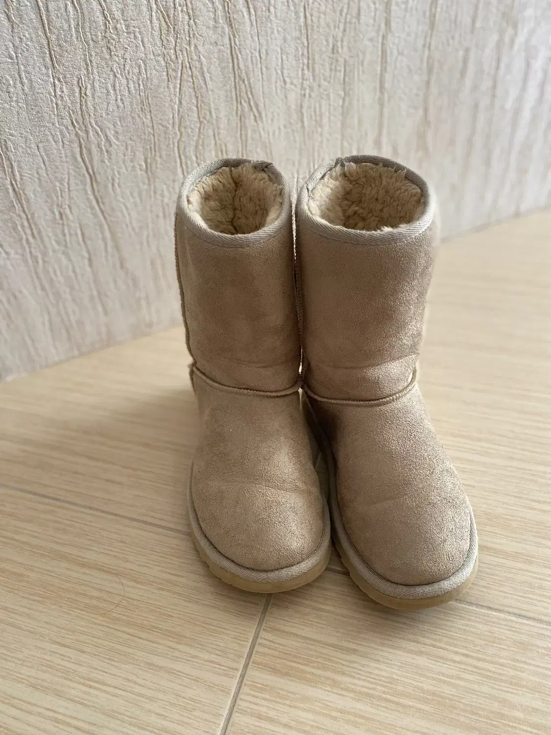 بوت بسیار گرم|کیف، کفش، کمربند|مراغه, |دیوار