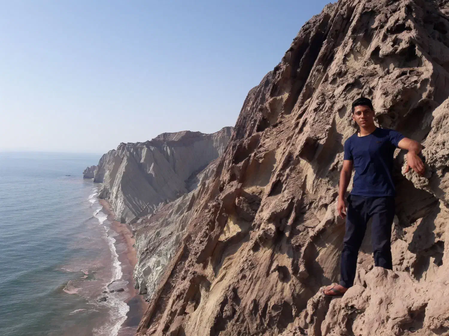«تجربه گشت واقعی هرمز با راهنمای بومی»|تور و چارتر|قشم, |دیوار