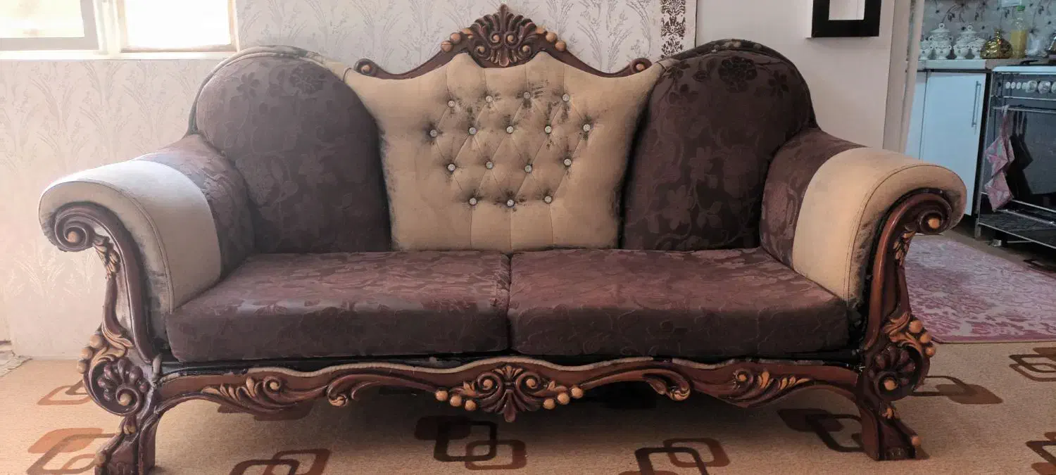 مبل جنس خوب و محکم|مبلمان خانگی و میز عسلی|کاشان, ولیعصر|دیوار