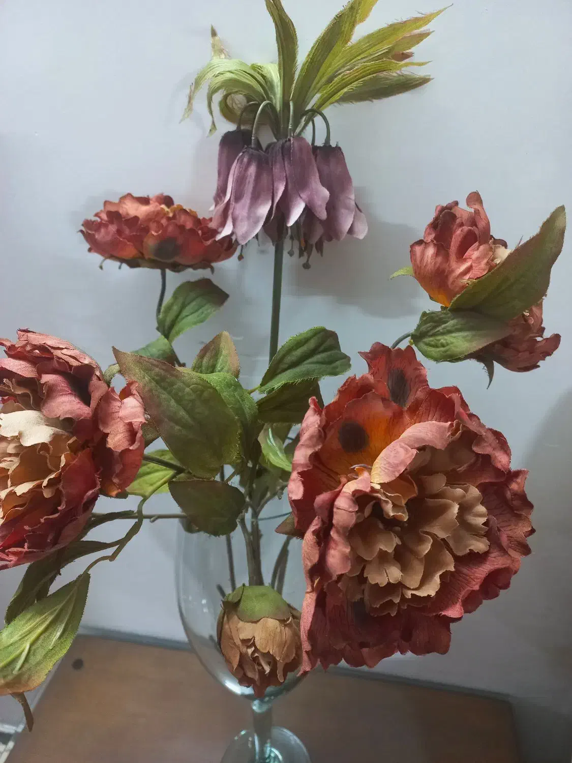 ۵ شاخه گل خارجی و گلدان|گل مصنوعی|همدان, |دیوار