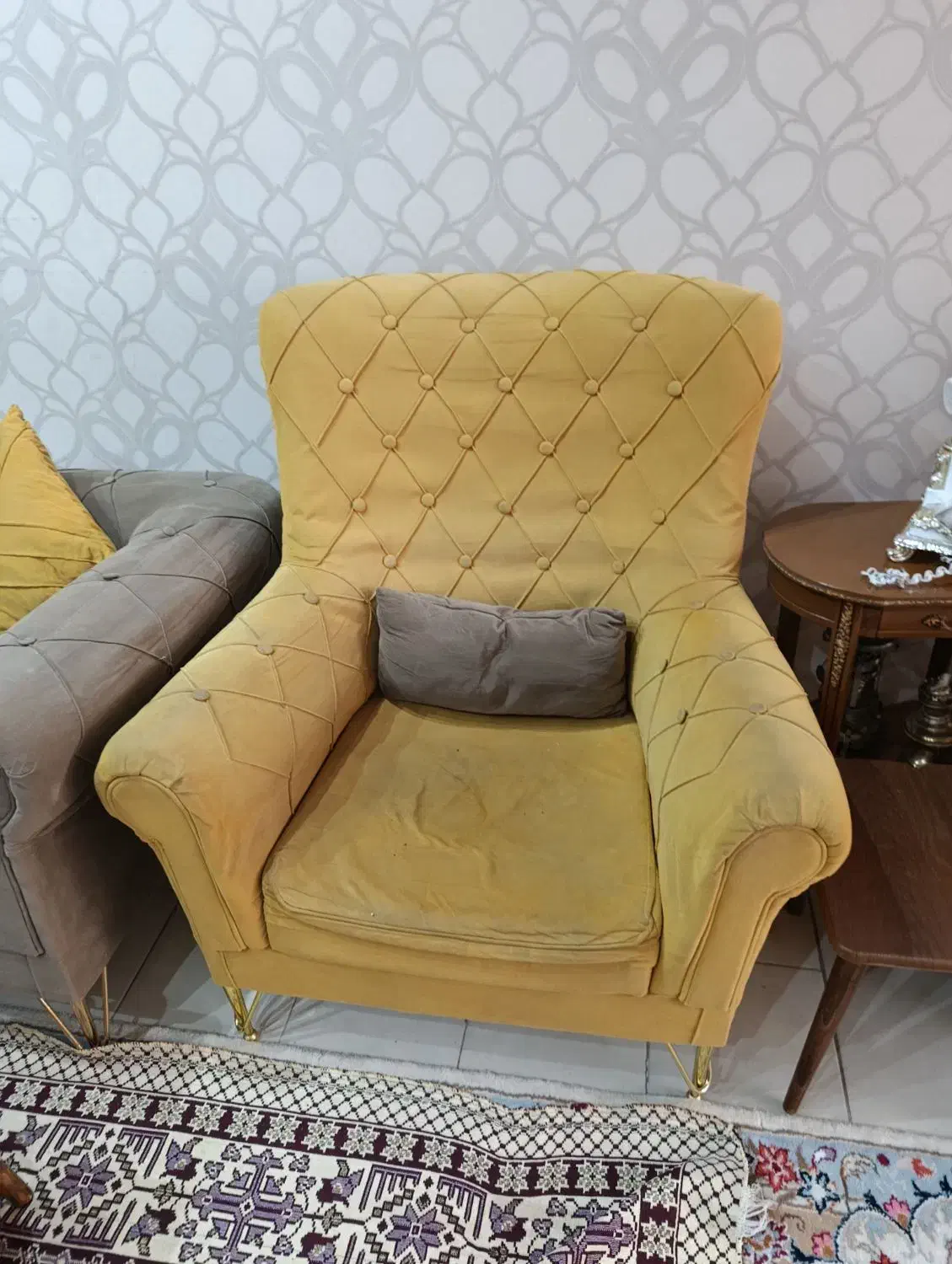 مبل راحتی|مبلمان خانگی و میز عسلی|تربت‌حیدریه, منصوریه|دیوار