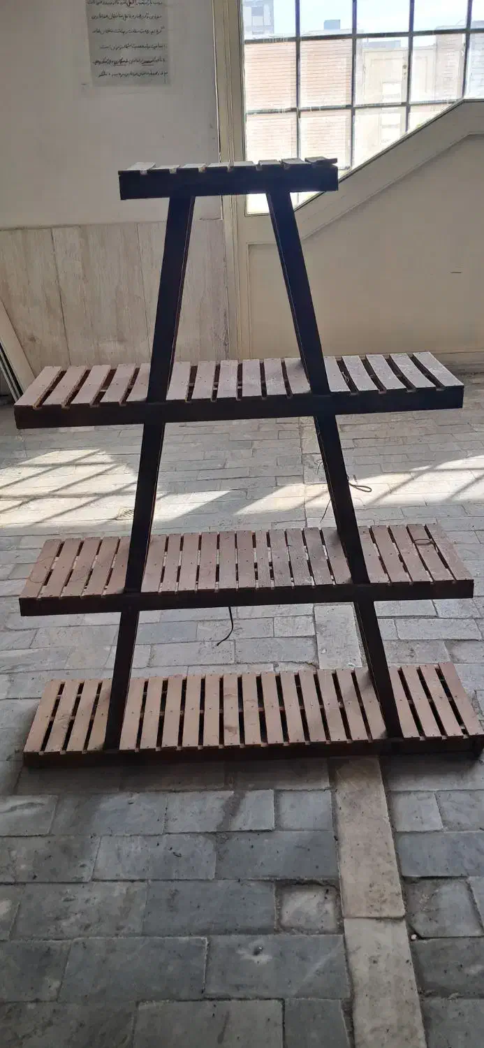 استند چوبی|میز و صندلی غذاخوری|سهند, |دیوار