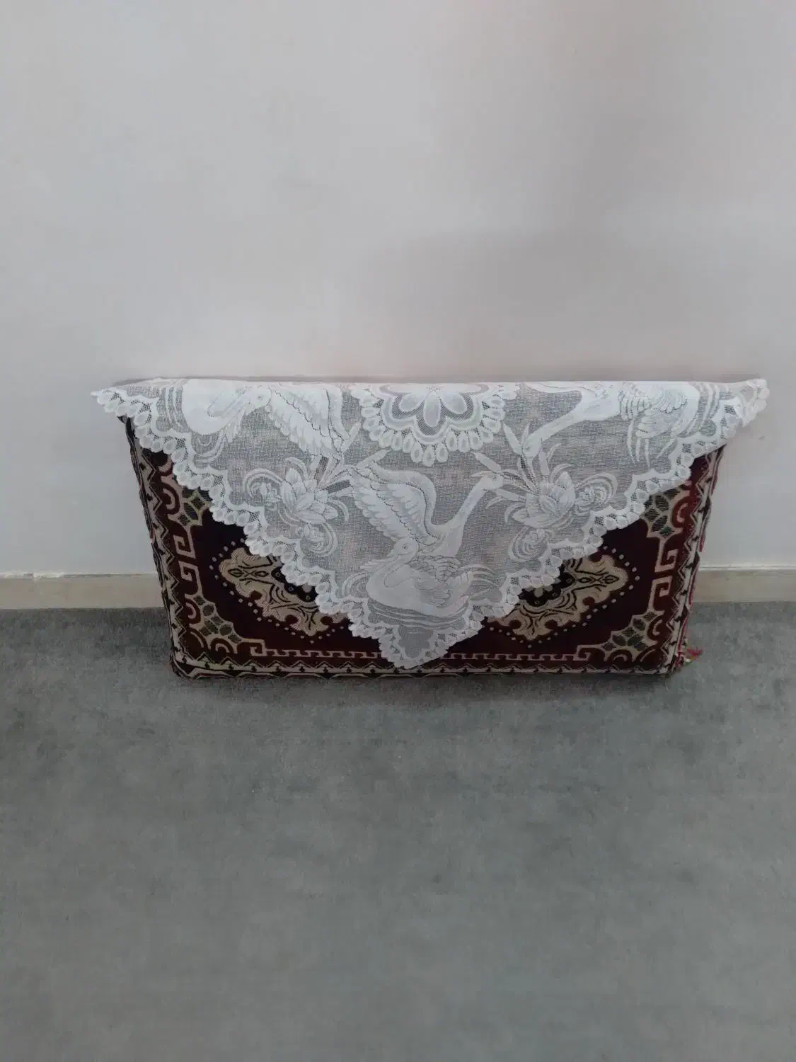 پشتی|پشتی|کازرون, |دیوار