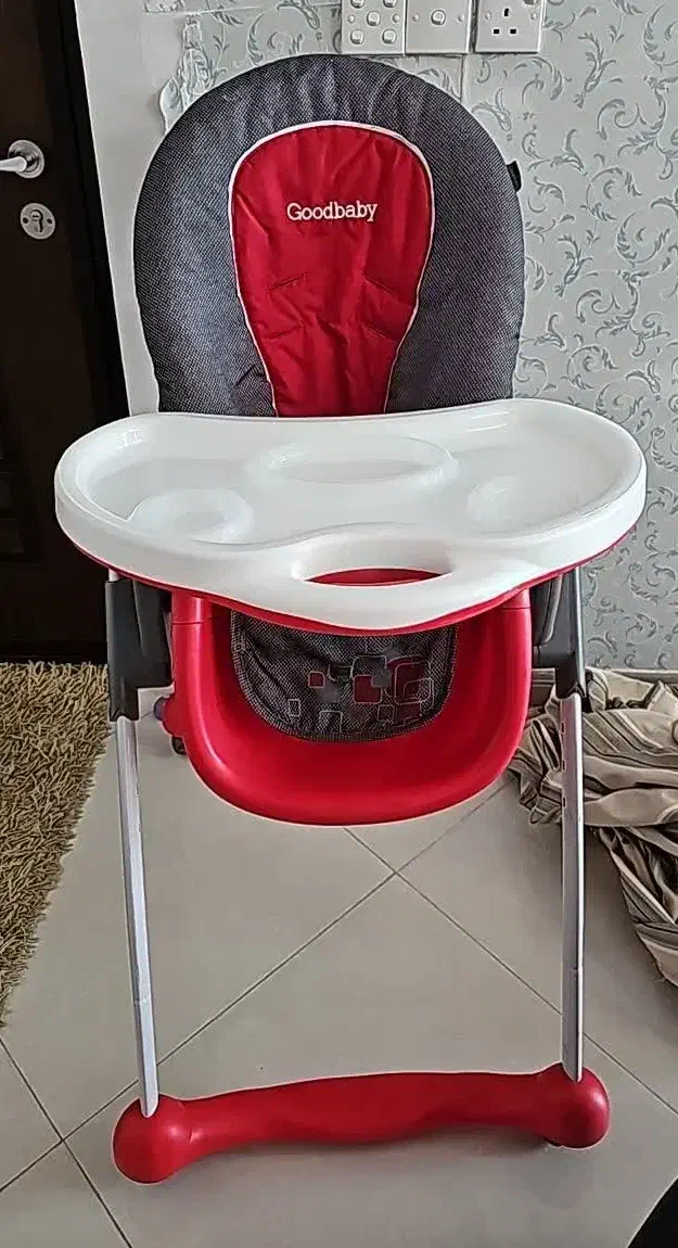 صندلی غذای کودک|تخت و صندلی بچه|قشم, |دیوار