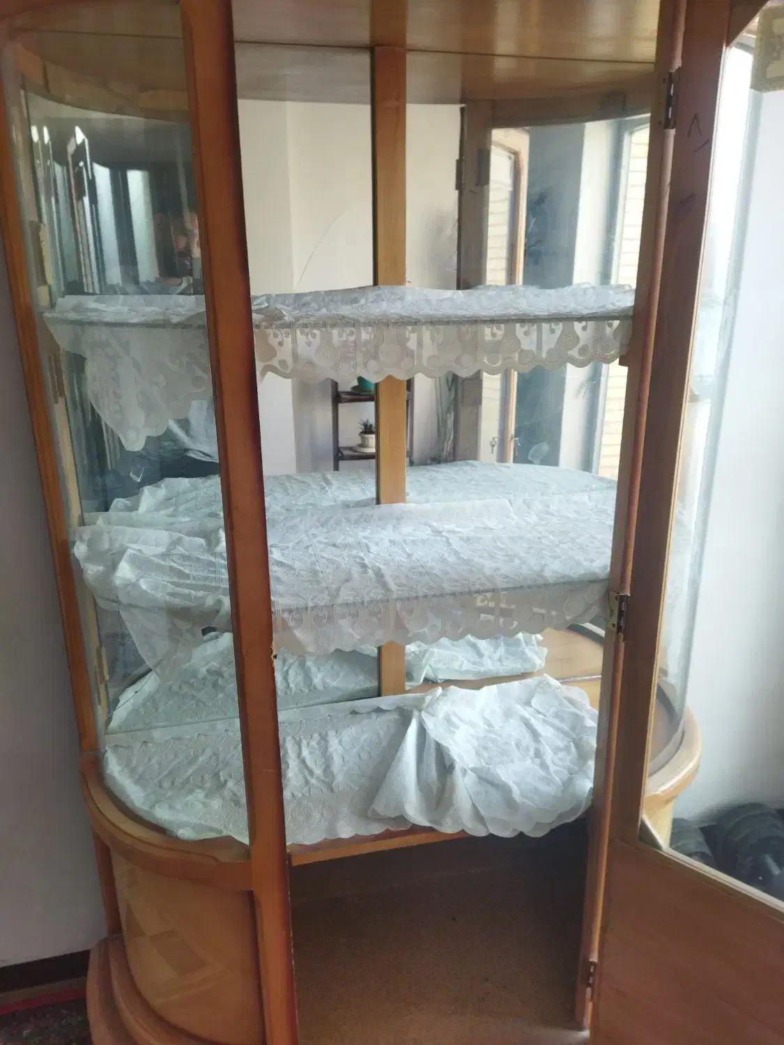 کمد و دراور|جاکفشی، کمد، دراور|فولادشهر, A6|دیوار