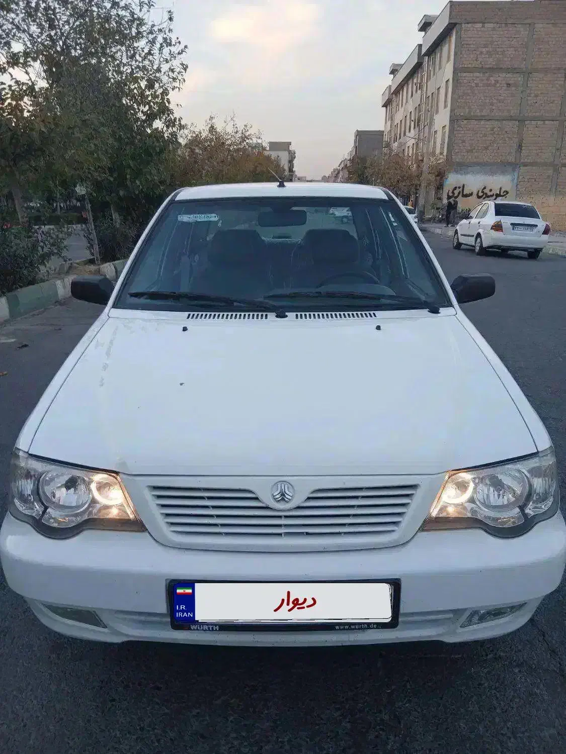 پراید۹۸ استثنایی در حد صفر|خودرو سواری و وانت|تهران, خزانه|دیوار