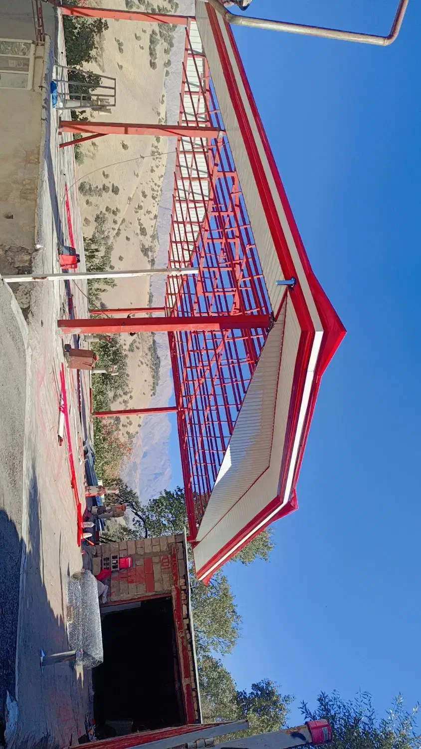 سقف شیروانی طرح دار وساده|خدمات پیشه و مهارت|جوانرود, |دیوار