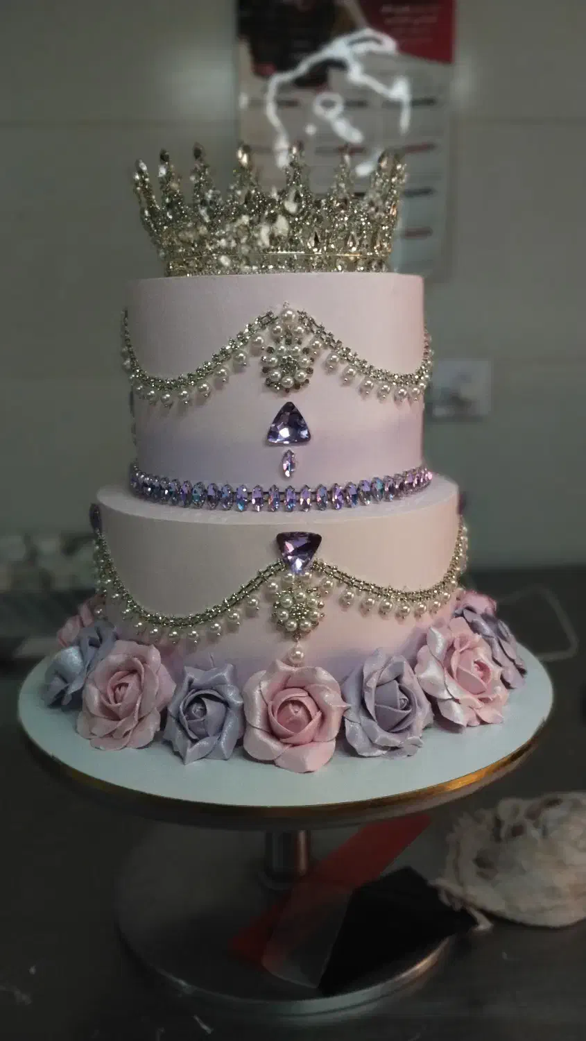 کیک تولد پر ملات گردو موز و نوتلا اعلا|خدمات پذیرایی، مراسم|سهند, |دیوار