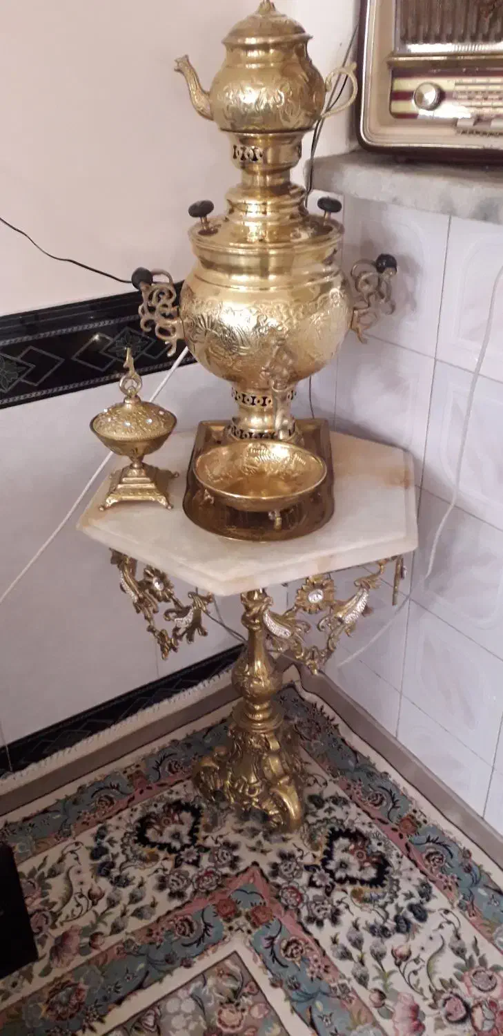 سماورذغالی برنج بدون میززیرش|کلکسیون اشیاء عتیقه|بروجرد, |دیوار