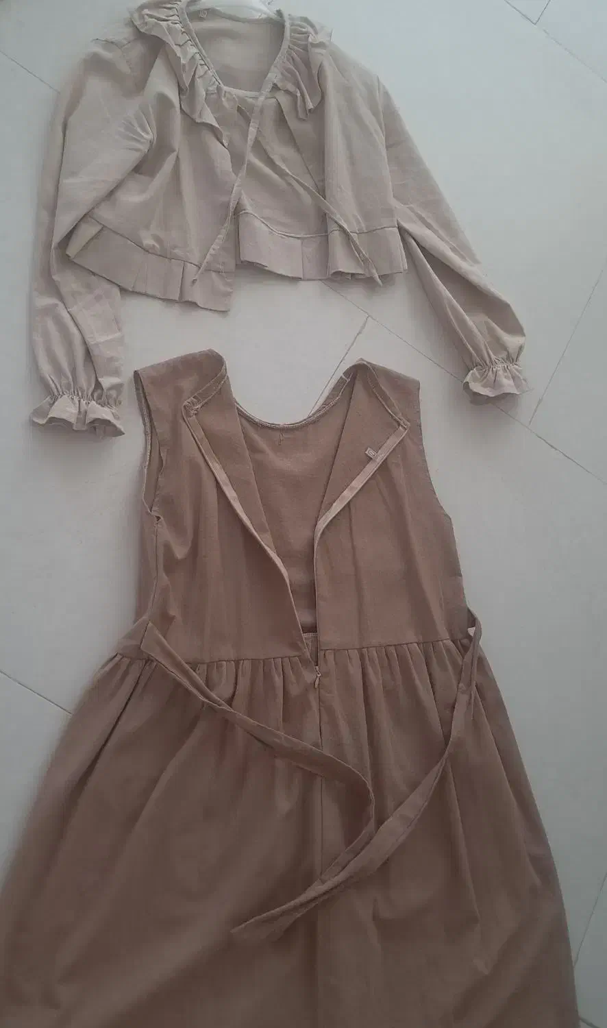 توافقی|لباس|طبس, |دیوار