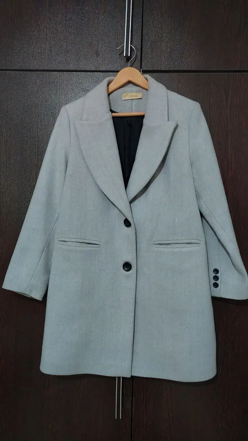 پالتو و مانتو|لباس|شاهینشهر, حافظ جنوبی|دیوار