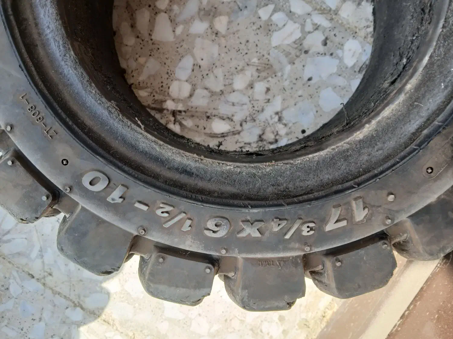 لاستیک  لیفتراک توپر  تایوان|قطعات یدکی و لوازم جانبی|تهران, یافت آباد جنوبی|دیوار