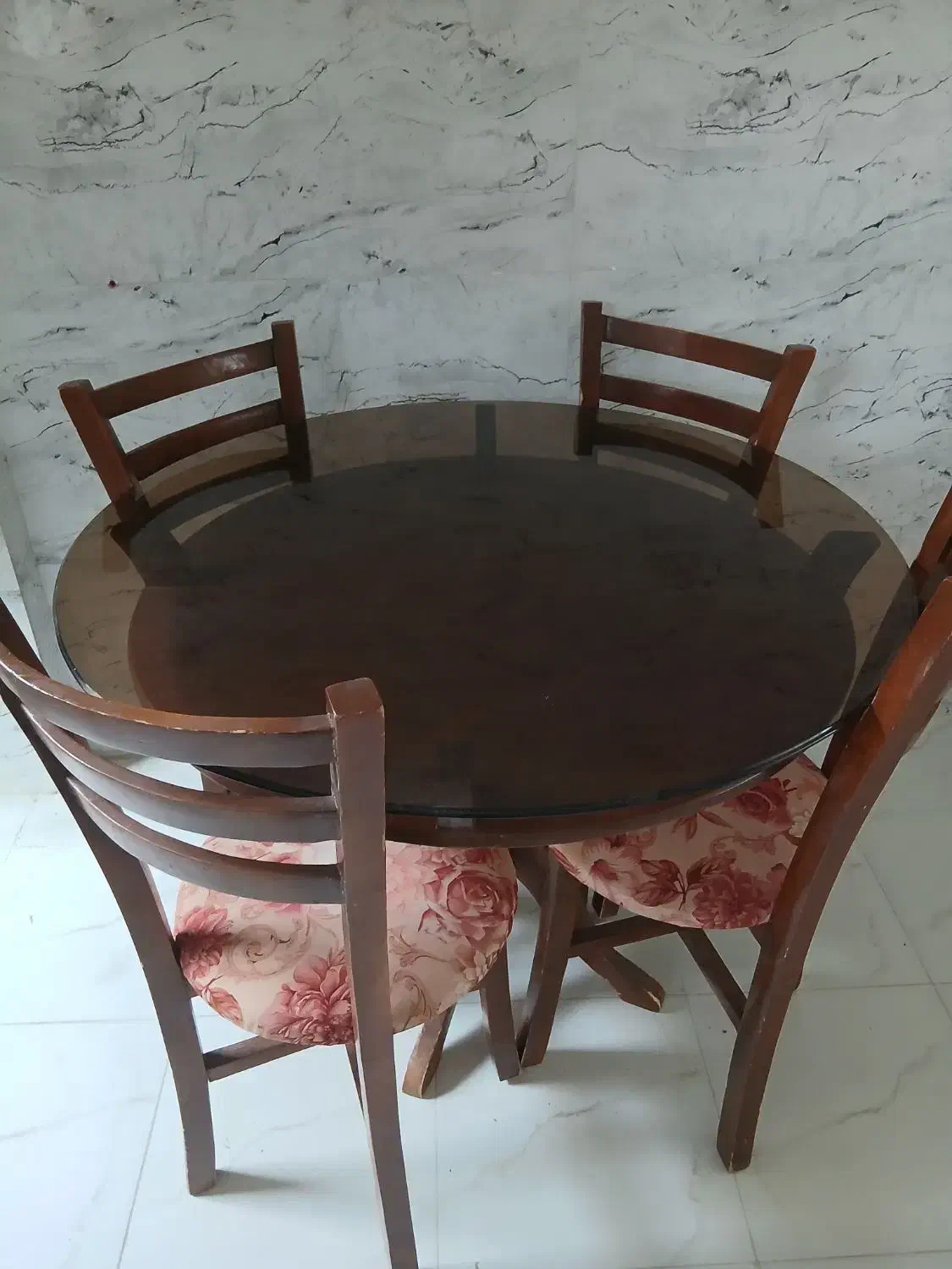 غذاخوری ۴نفره چوپ ام دی اف|میز و صندلی غذاخوری|بیجار, |دیوار