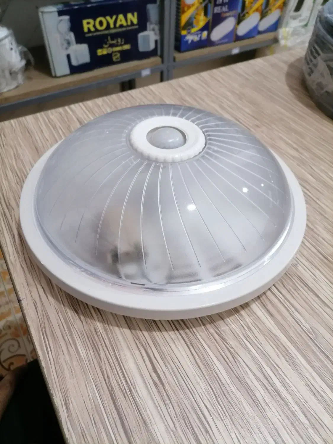 چراغ سنسوردارنوواصل|لامپ و چراغ|سلماس, |دیوار