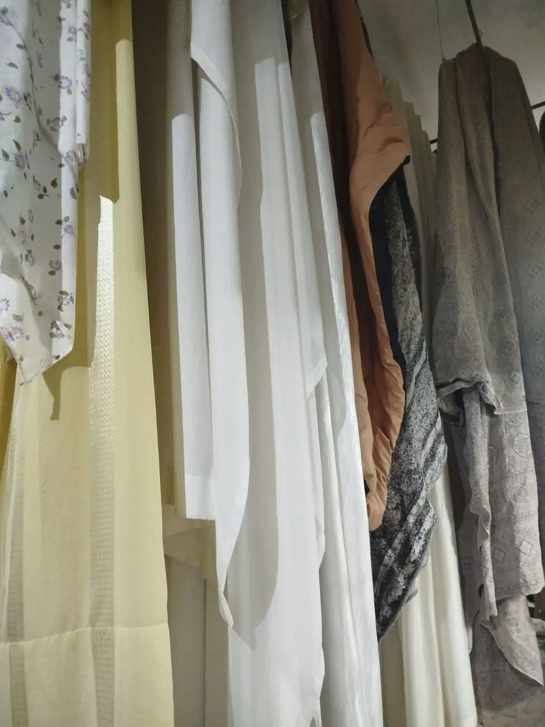 خدمات خشکشویی گل نرگس|خدمات نظافت|نیشابور, شهرک ولیعصر|دیوار