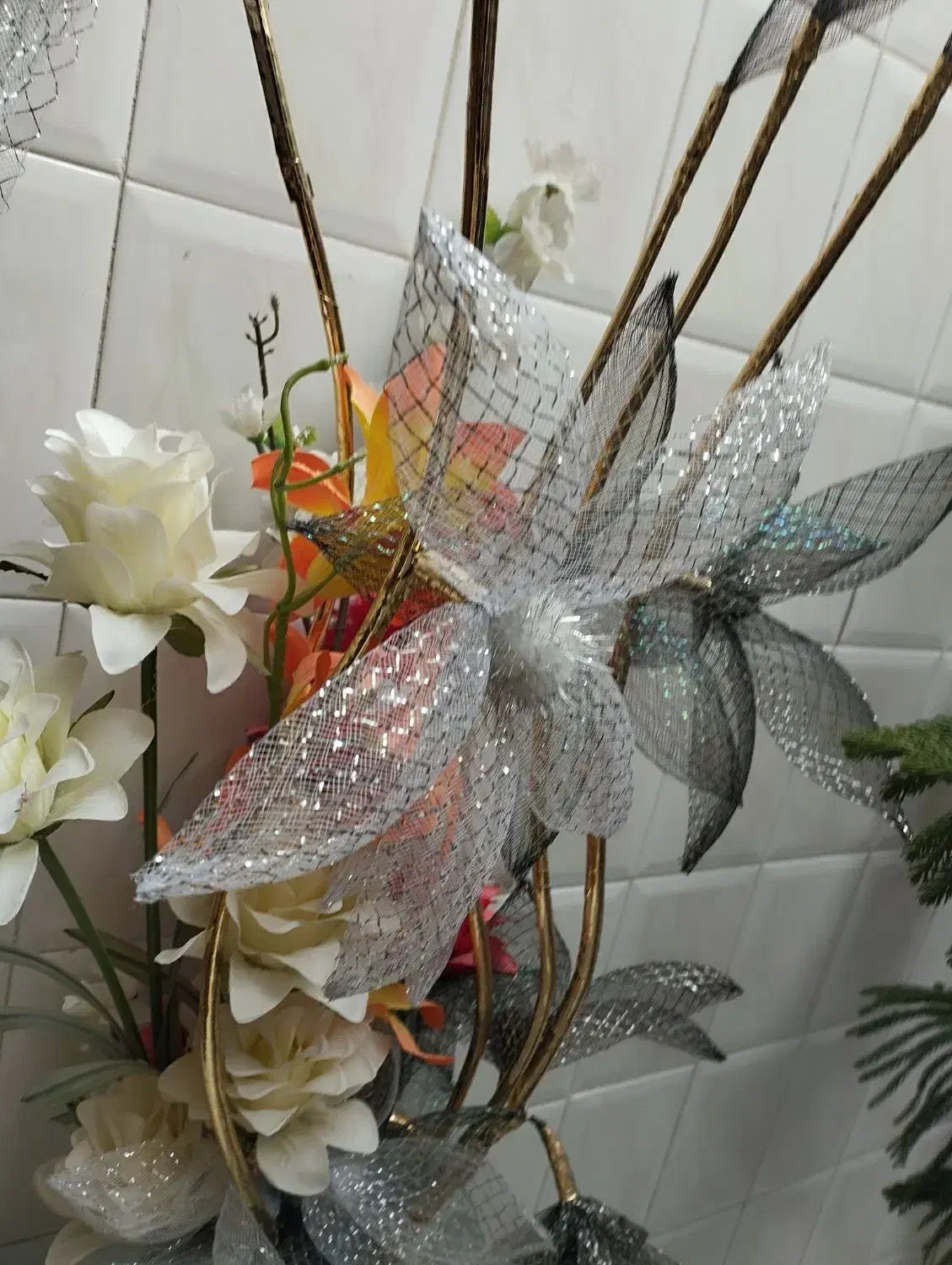 گل و گلدان سالم و تمیز|گل مصنوعی|نظرآباد, رسالت|دیوار