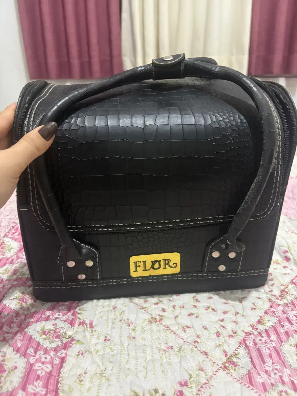 کیف تاتو به همراه یکسری وسایل|آرایشگاه و سالنهای زیبایی|تنکابن, |دیوار