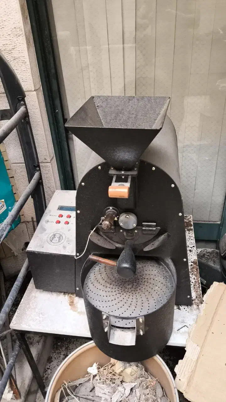 رستر قهوه|کافی‌شاپ و رستوران|اصفهان, حسین‌آباد|دیوار