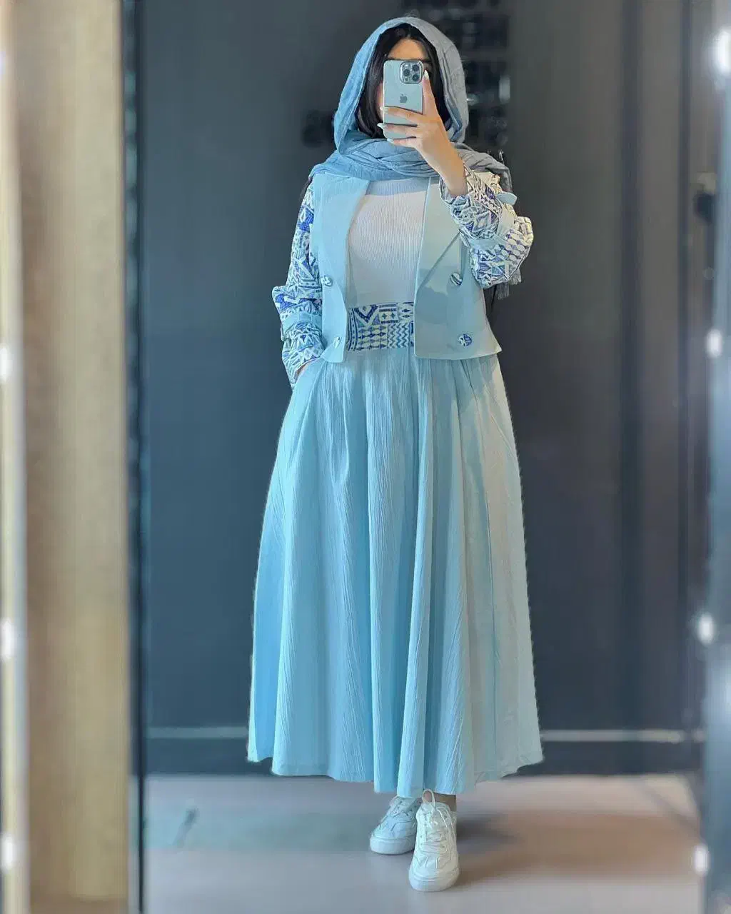 کت و دامن ـ یلدا|لباس|سراب, |دیوار