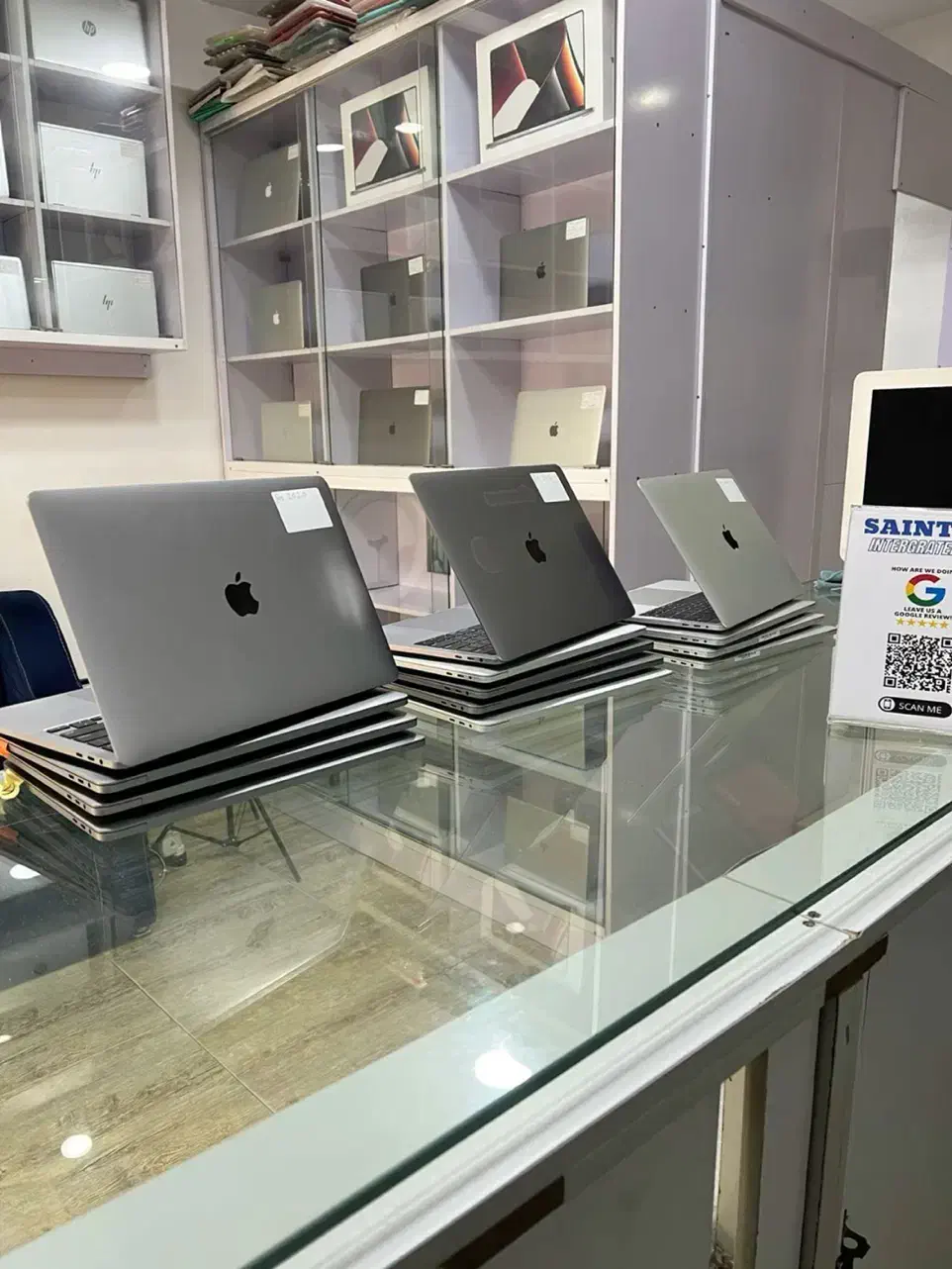 عرضه لپتاپ استوک باکیفیت تضمینی و قیمت استثنایی|رایانه همراه|تهران, صادقیه|دیوار