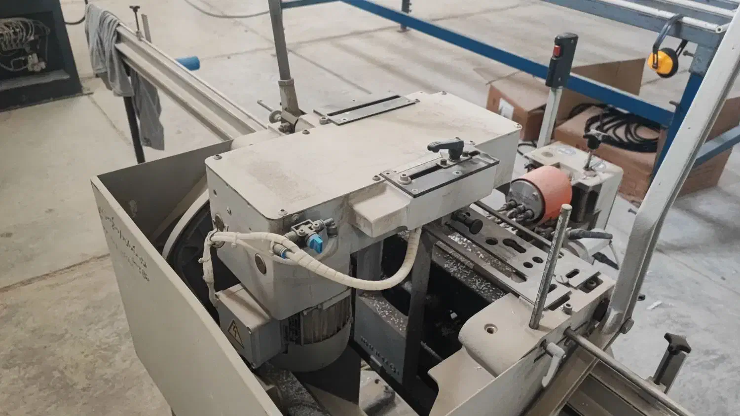 استادکار UPVC  درب پنجره سهم سود۲۰٪ (تا ۲۰۰ میلیون|استخدام صنعتی، فنی، مهندسی|چابهار, |دیوار