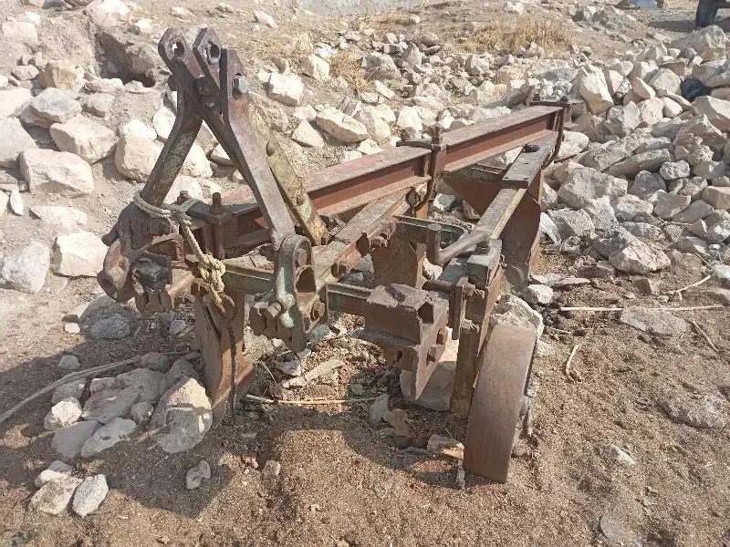 گاوآهن رومانی|ماشین‌آلات صنعتی|گهواره, |دیوار