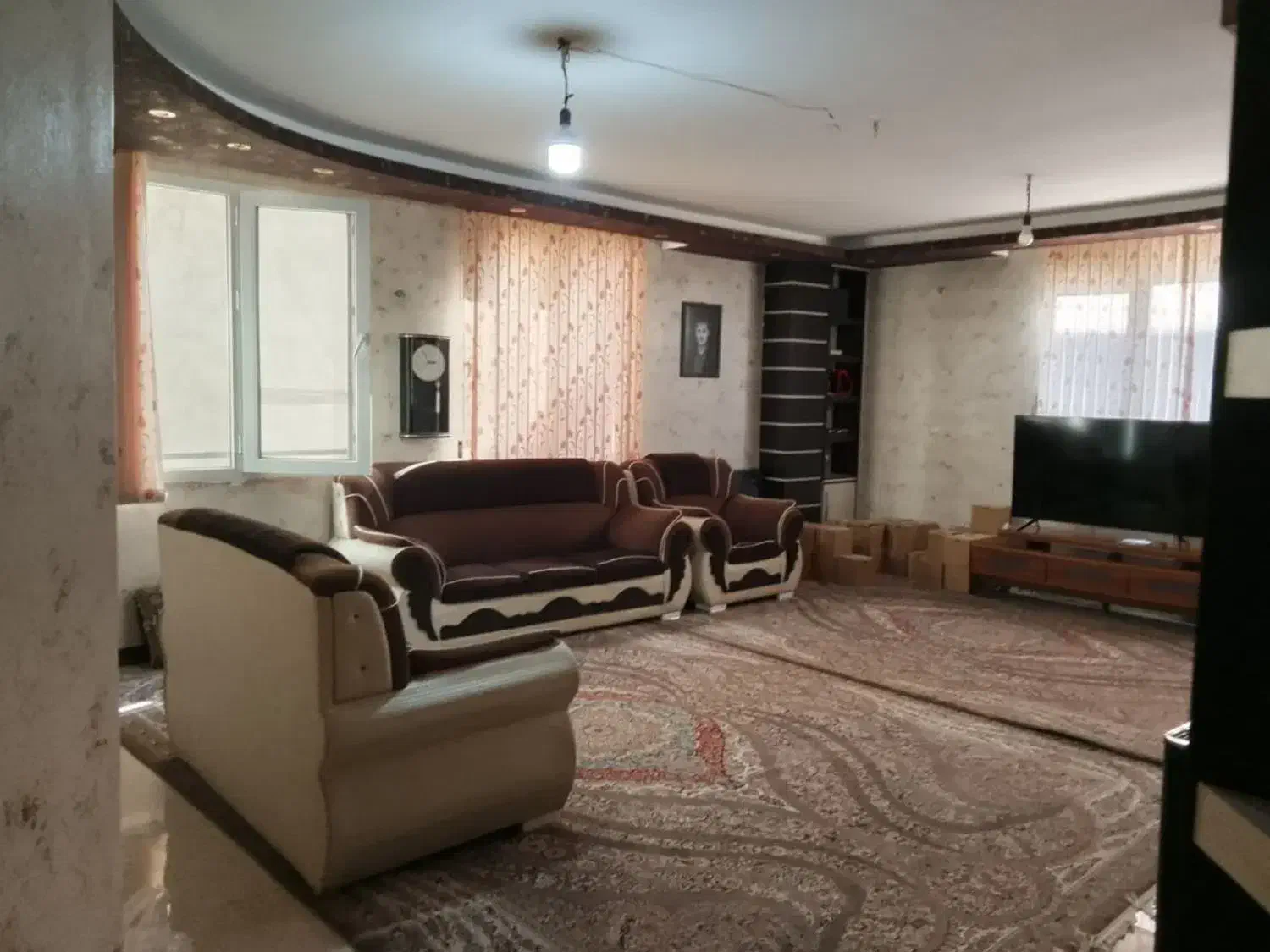 آپارتمان ۹۷ متری تک واحدی سه بر، شهرک نگین|فروش آپارتمان|اصفهان, شهرک پارسیان|دیوار