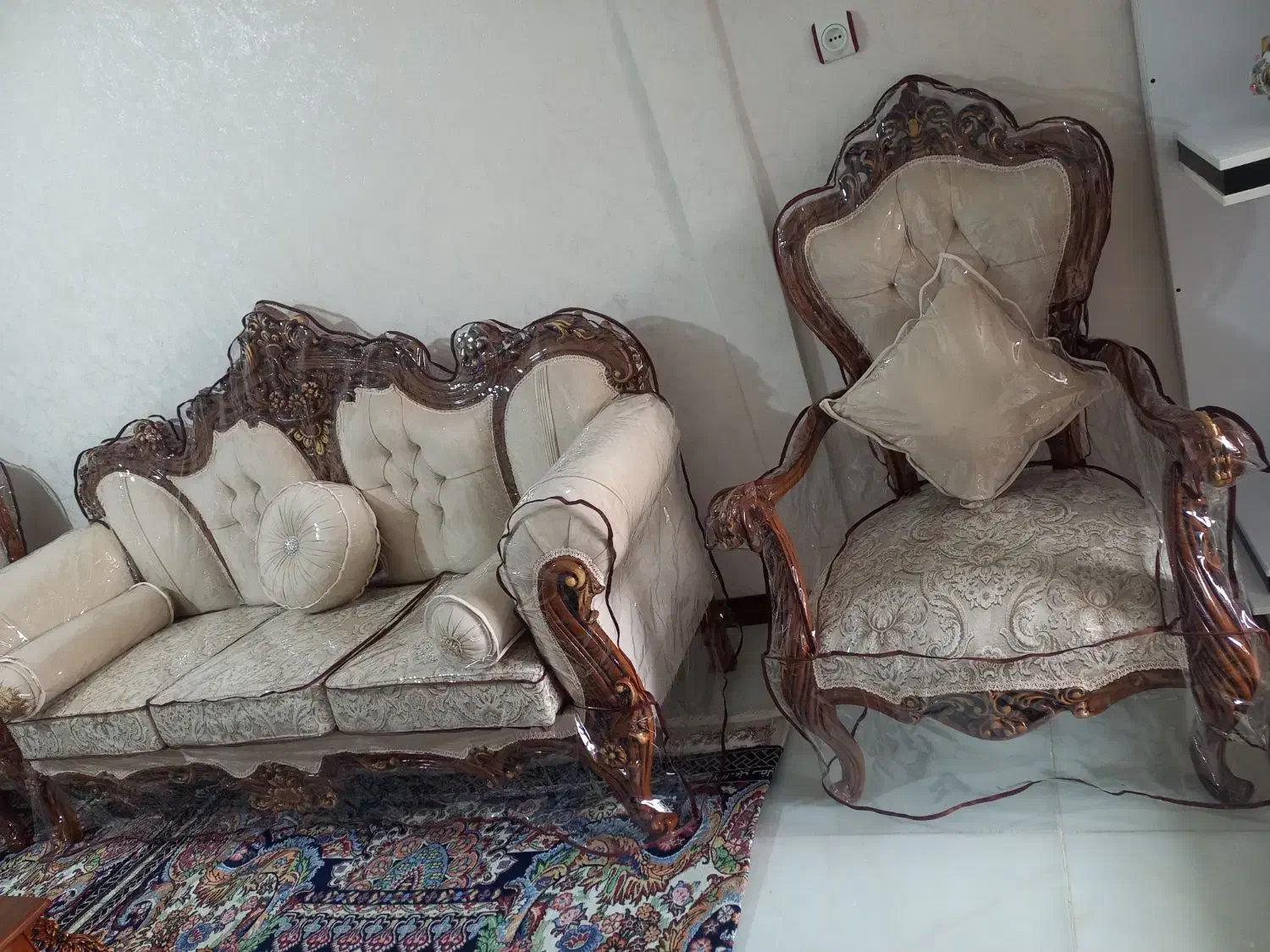 دوخت کاور مبل با ضمانت کیفیت کالا|خدمات پیشه و مهارت|قزوین, |دیوار