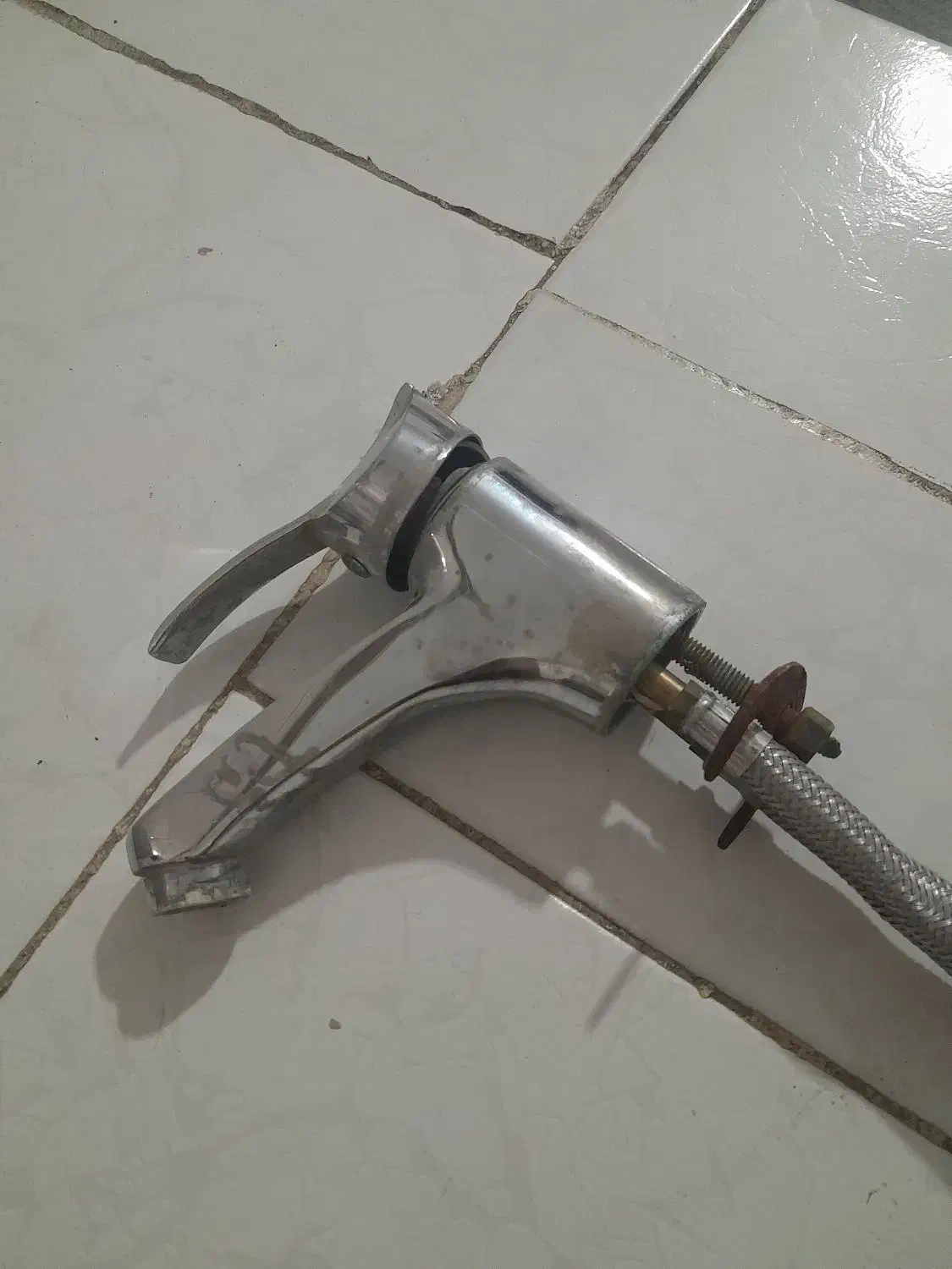 شیر آب روشویی|لوازم سرویس بهداشتی|محمدشهر, همایون ویلا|دیوار