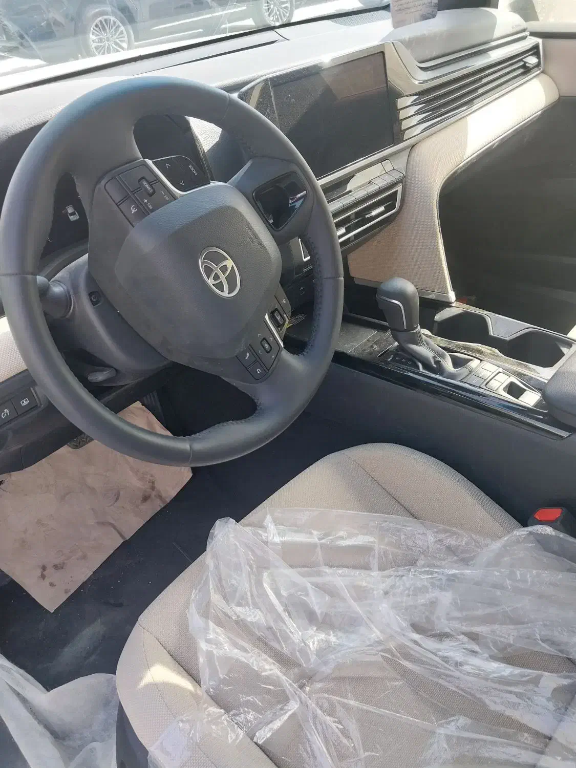 خودروی تویوتا کمری LE|خودرو سواری و وانت|تهران, سهروردی|دیوار