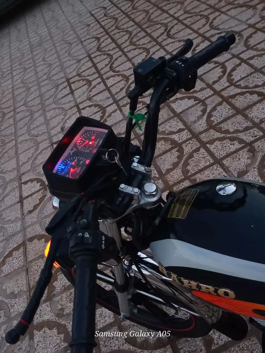 موتور رهرو 200|موتورسیکلت|رشتخوار, |دیوار