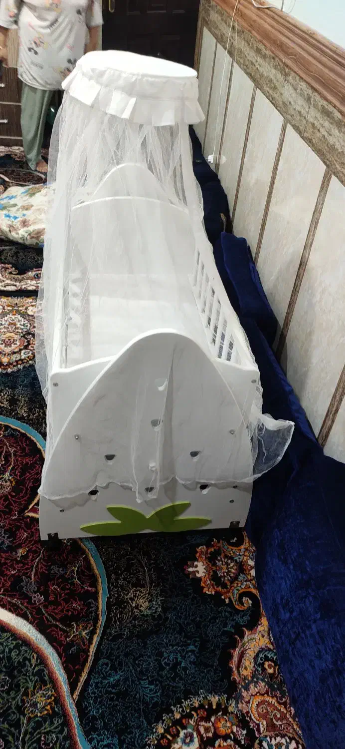 تختخواب و گهواره نوزاد|تخت و صندلی بچه|بندرلنگه, |دیوار