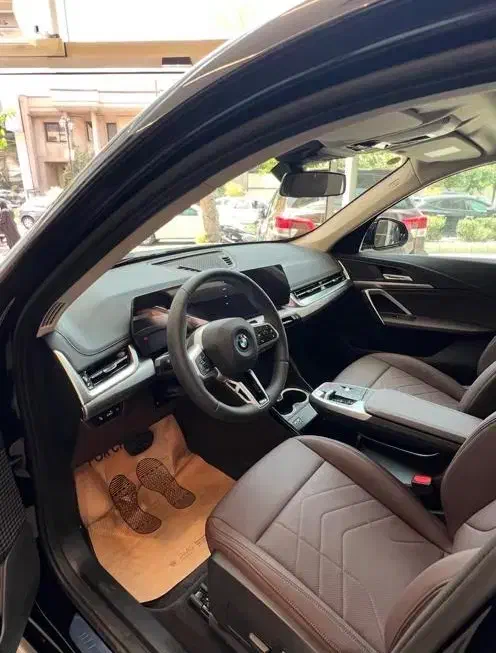 Bmw ix1 بلک کربن|خودرو سواری و وانت|تهران, ازگل|دیوار