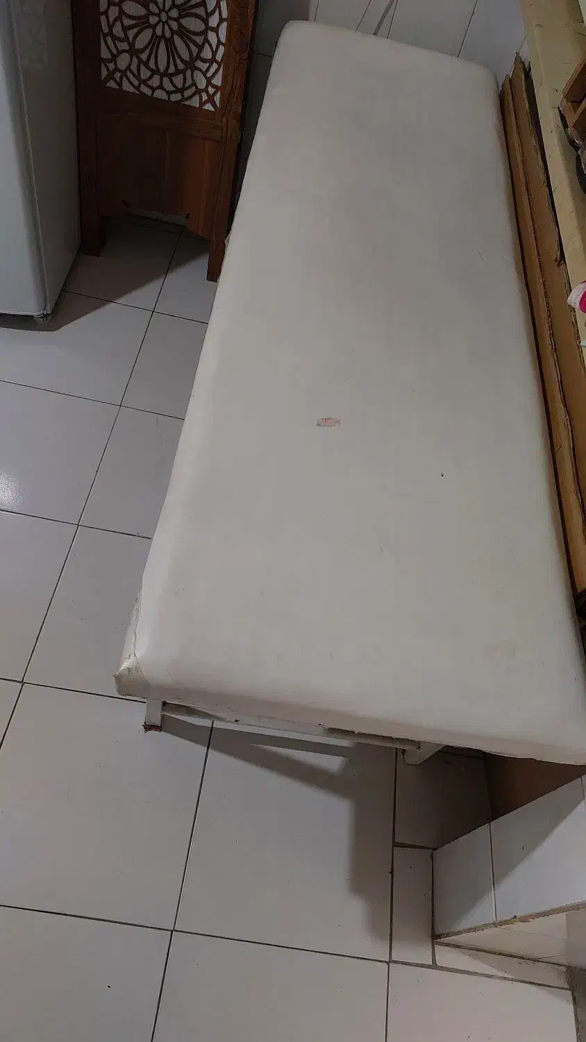 آینه،تخت اپیلاسیون مژه پزشکی|آینه|فردیس, شهرک راه آهن|دیوار