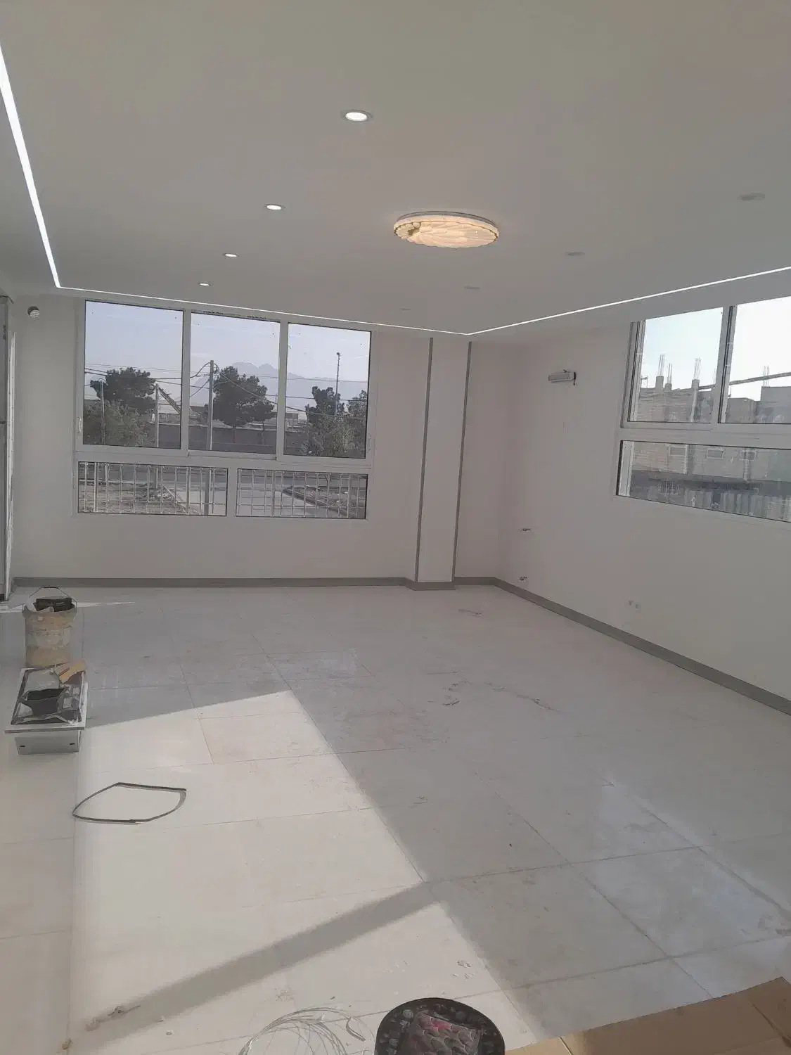 رهن اپارتمان سه خواب|اجارهٔ آپارتمان|شاهینشهر, شهرک امام رضا|دیوار