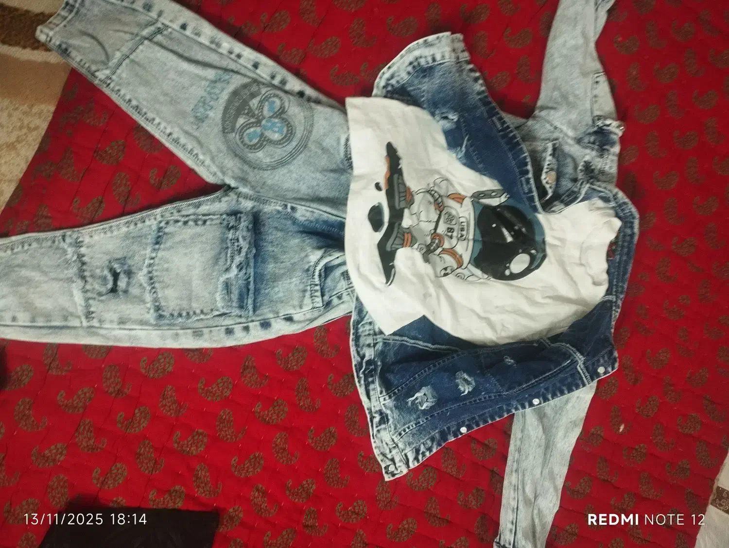 لباس بچگانه|کفش و لباس بچه|یزد, |دیوار